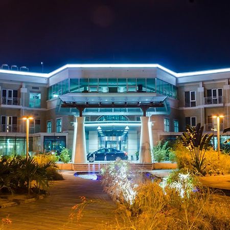 Pefaco Hotel Maya Maya Brazzaville Exterior photo